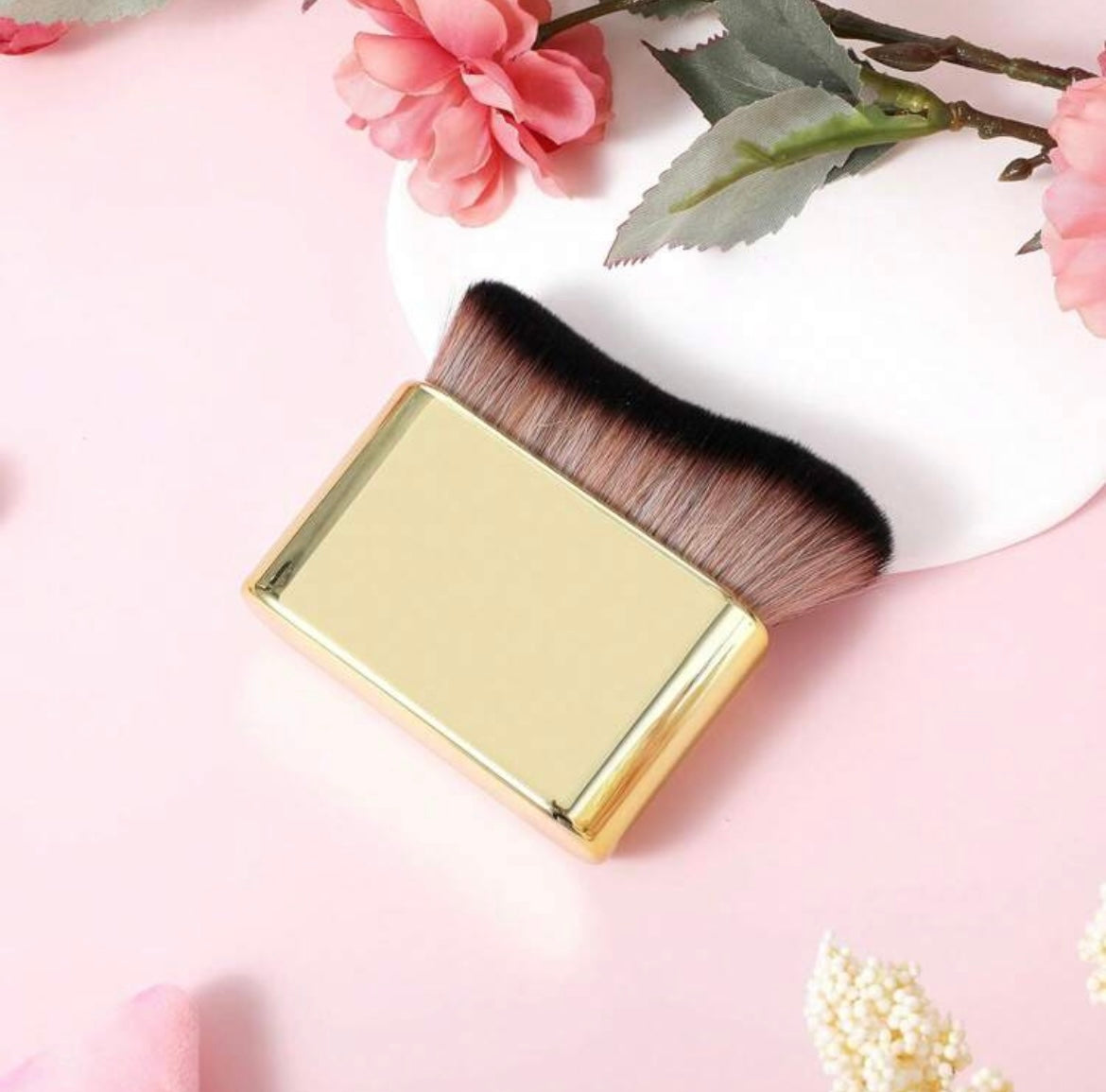 Self tanning soft brush