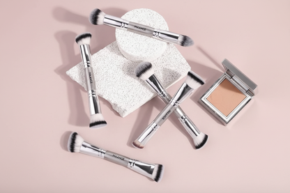 Silver MAANGE brushes with white blocks - pink background